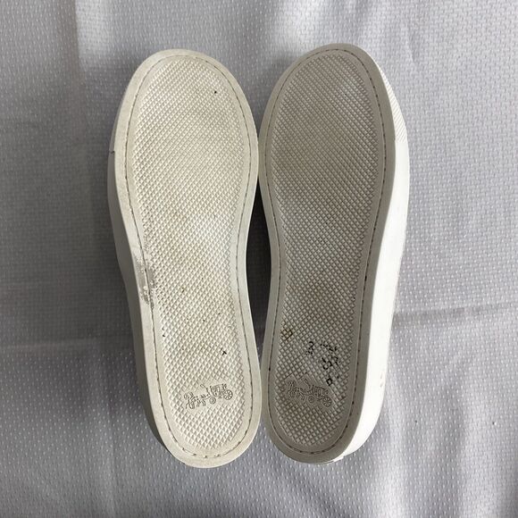 Coach Cameron Women’s White Print Slip On Slides Size 6.5 EUC - Picture 7 of 9